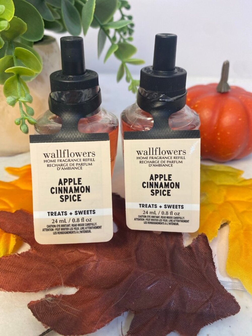 “Apple Cinnamon Spice” Bath & Body Works 2 New & Sealed Wallflowers